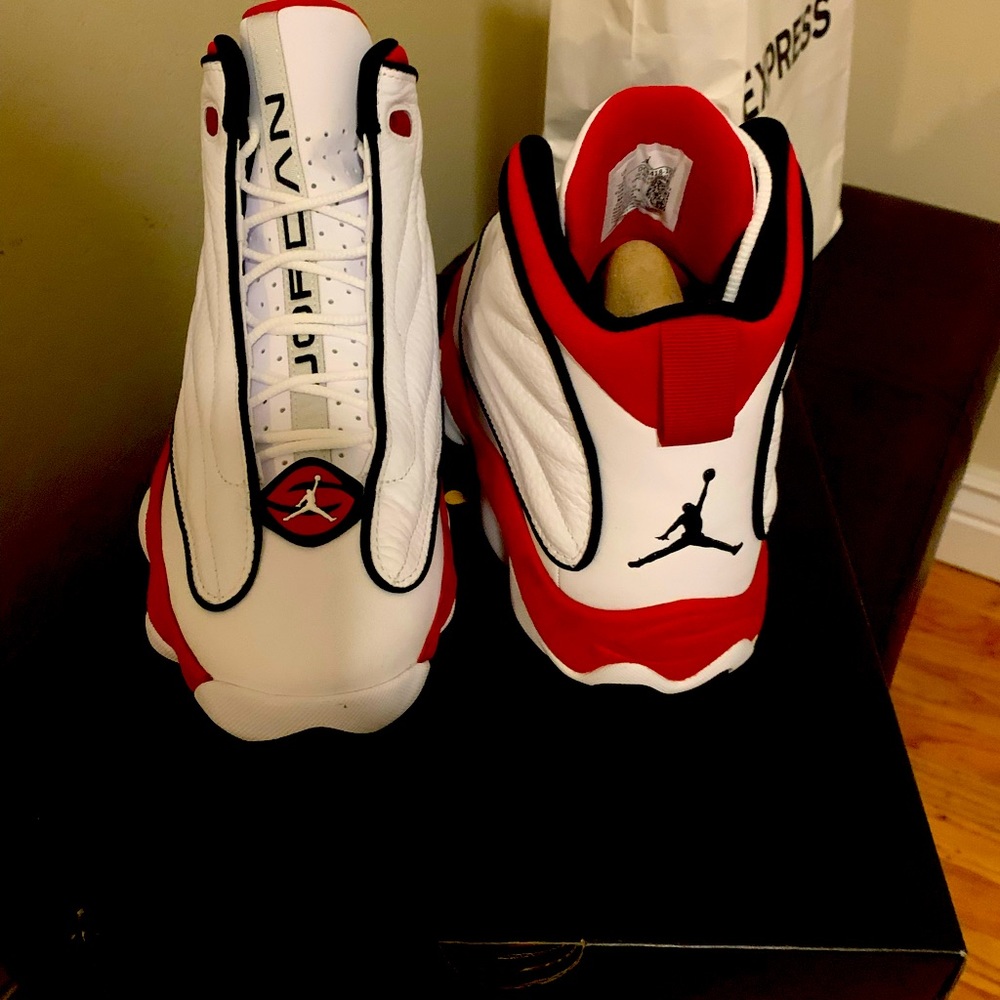Jordan size 9 brand new. Price is firm. Pls.